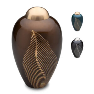 Messing Urn Elegant Leaf